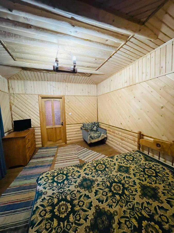 Лісова Хатинка Apartment Kelechin Ngoại thất bức ảnh