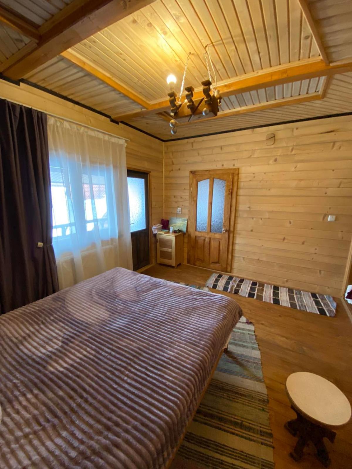 Лісова Хатинка Apartment Kelechin Ngoại thất bức ảnh