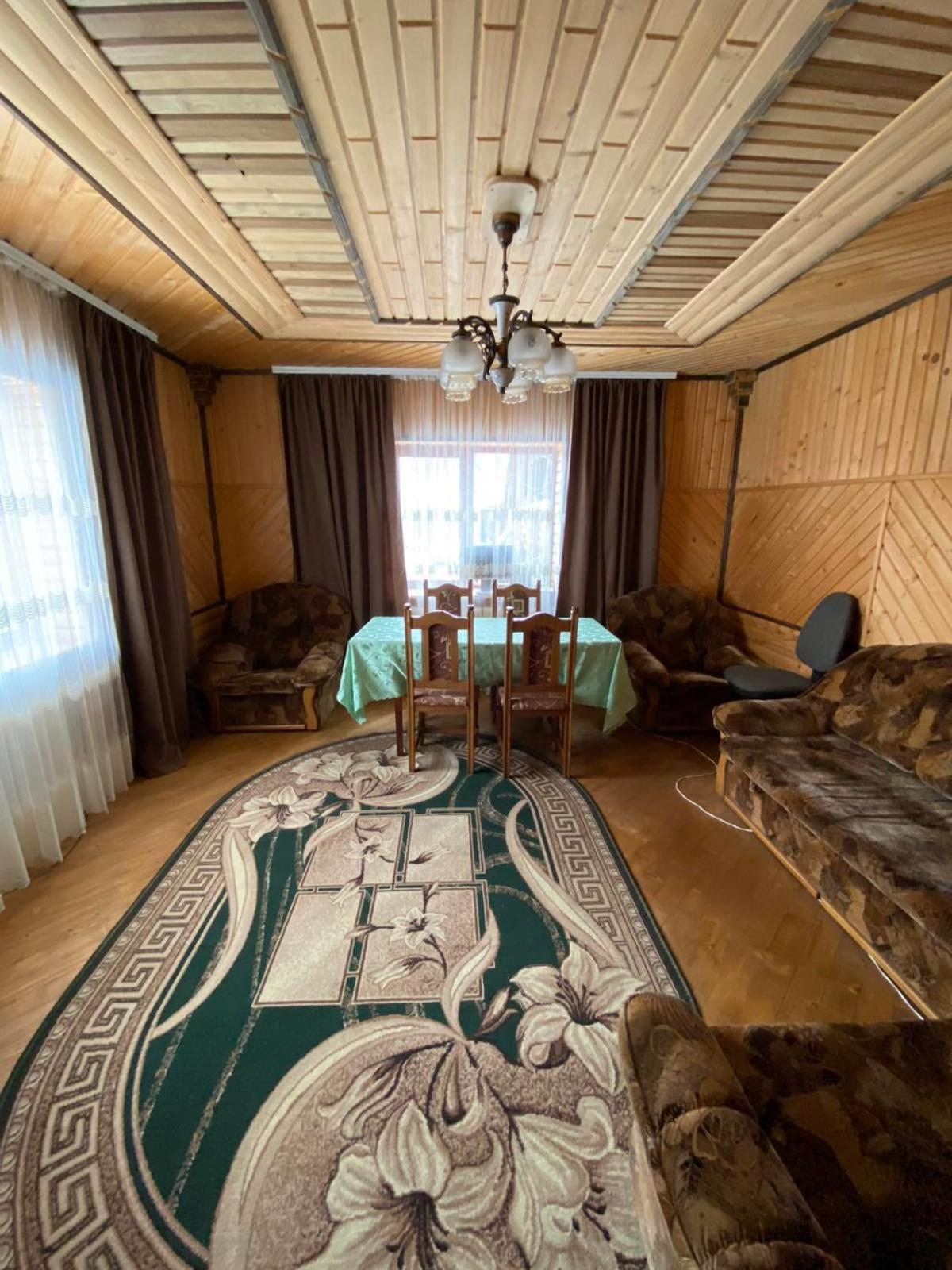 Лісова Хатинка Apartment Kelechin Ngoại thất bức ảnh