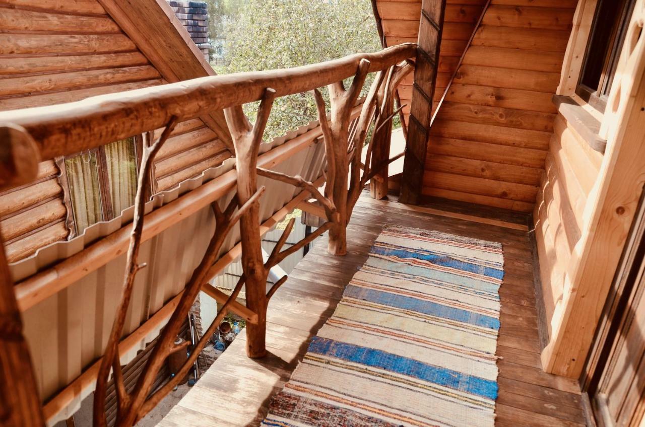 Лісова Хатинка Apartment Kelechin Ngoại thất bức ảnh